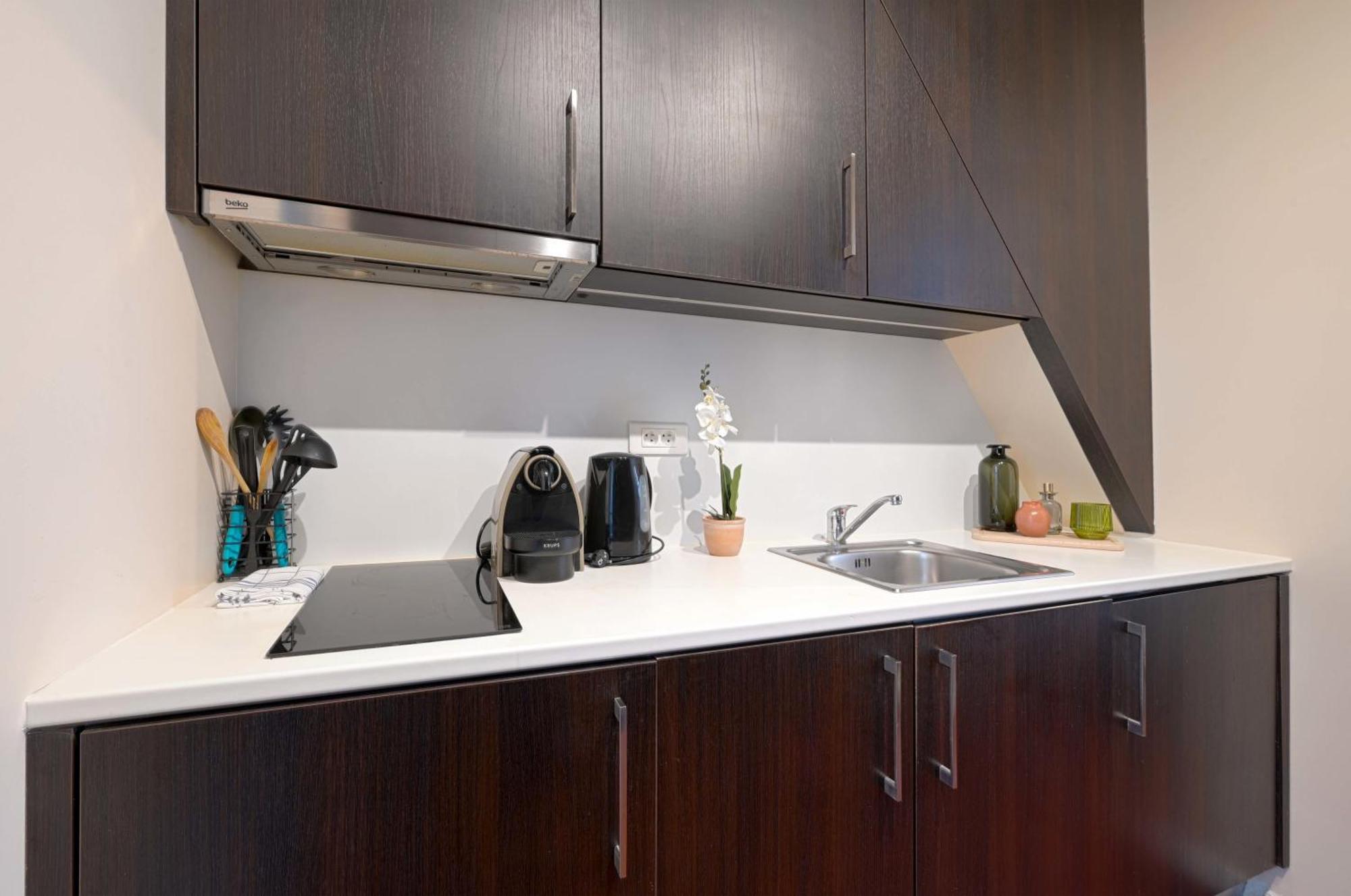 Large Modern Studio Close To The Eiffel Tower And Paris Highlights Daire Dış mekan fotoğraf